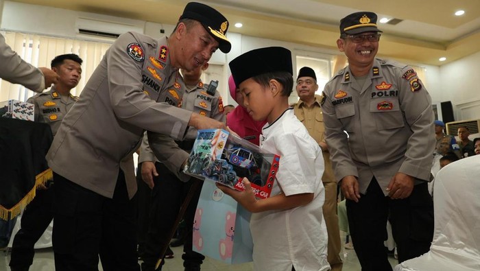 Kapolda Sumsel Irjen Sandi Nugroho dalam kunjungan kerja di wilayah Lahat (dok.istimewa)