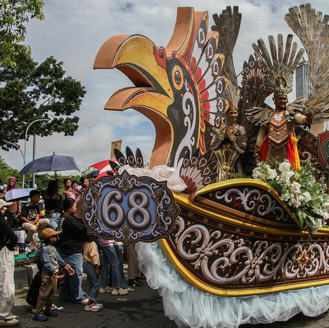Karnaval Isen Mulang 2026 Tampilkan Keberagaman Budaya Kalteng