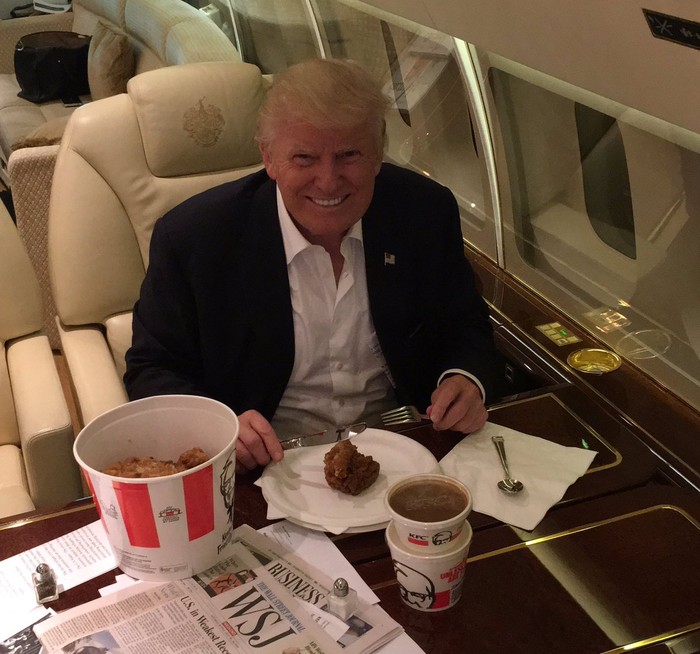 Kebiasaan Makan Tak Lazim Donald Trump