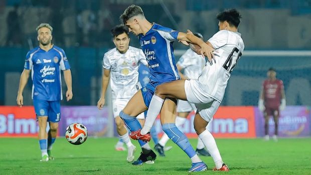 Laga PSIM Jogja vs Madura United di Stadion Sultan Agung (SSA), Bantul, Minggu (17/5/2026).