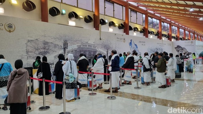 Layanan Mecca Route di Bandara Soetta untuk jemaah haji Indonesia. (Taufiq/detikcom)