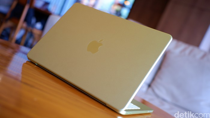 Unboxing MacBook Neo: Laptop Apple Rp 10 Jutaan Warna Citrus Bikin Kepincut
