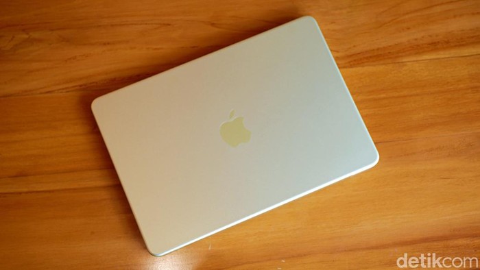 Unboxing MacBook Neo: Laptop Apple Rp 10 Jutaan Warna Citrus Bikin Kepincut