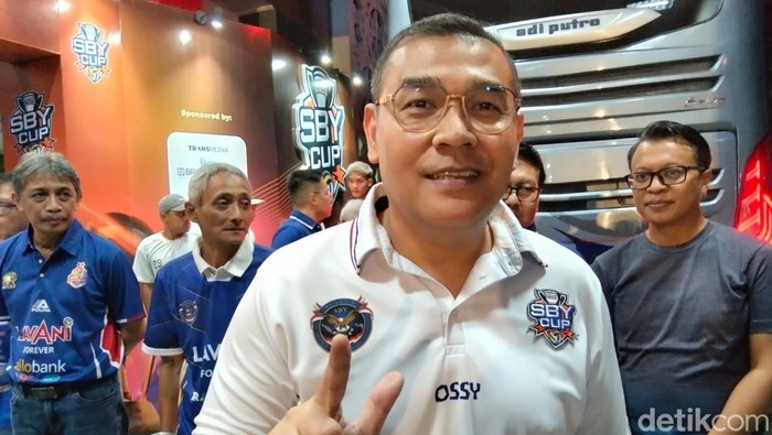 Manager LavAni Livin Transmedia, Ossy Dermawan, di GOR Samapta Magelang, Minggu (17/5/2026) malam.