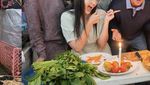 Momen Cinta Brian Asyik Masak Steak hingga Makan di Restoran