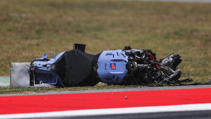 BARCELONA, SPAIN - MAY 17: Details of the motorbike of Alex Marquez of Spain and BK8 Gresini Racing MotoGP after the crash during the MotoGP of Catalonia at Circuit de Barcelona-Catalunya on May 17, 2026 in Barcelona, Spain. (Photo by Eric Alonso/Get