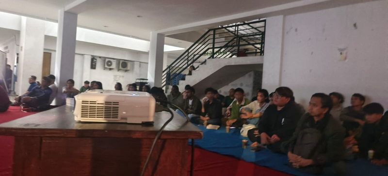 Nobar dan bedah film 'Pesta Babi' di UWG.