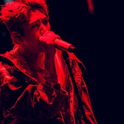 Curhat Taka ONE OK ROCK Saat Bikin Album DETOX: Dunia Ini Chaos Banget!