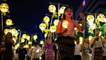 Parade Lentera Lotus Semarakkan Perayaan Waisak di Seoul