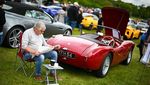 Ratusan Mobil Klasik Ramaikan Lulworth Castle