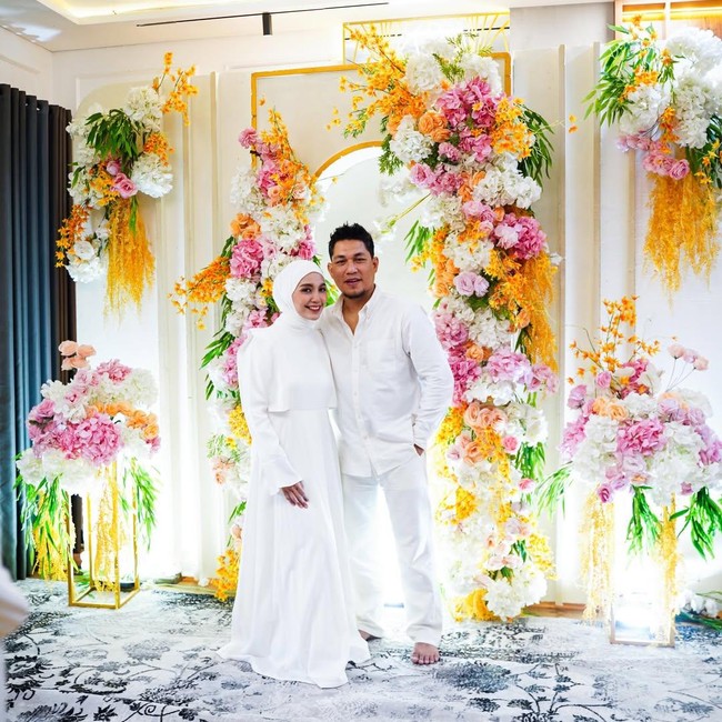 Rizal Armada dan Istri Gelar Walimatussafar Jelang Berangkat Haji