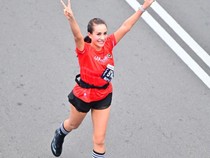 Leganya Shinta Bachir Bisa Lari 10K