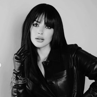 Penampilan Tasya banjir beragam pujian. Beberapa bahkan menyebutnya terlihat mirip dengan artis Hollywood lain, seperti Kim Kardashian, Dakota Johnson, hingga Monica Belluci. Foto: Instagram/@tasyafarasya