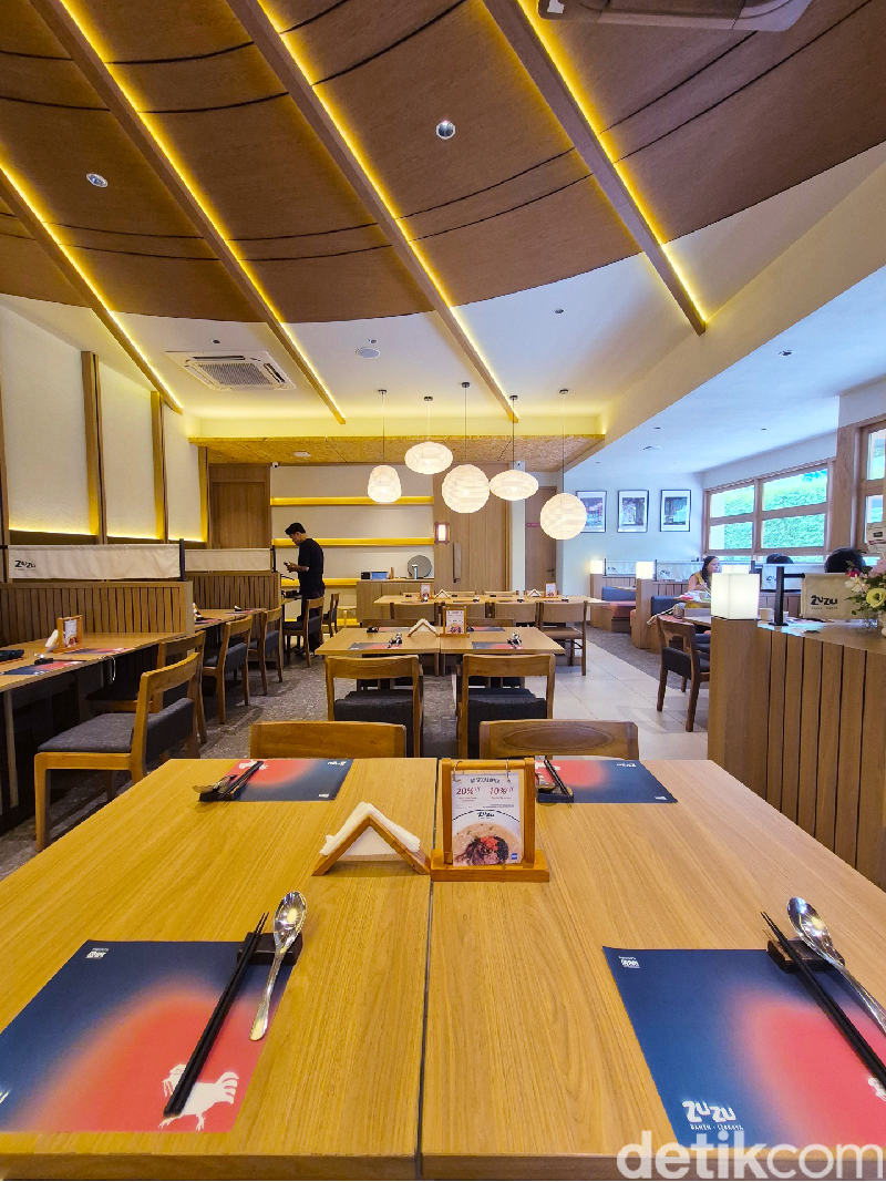 Restoran Zuzu Ramen & Izakaya di SCBD Park, Jakarta Selatan.