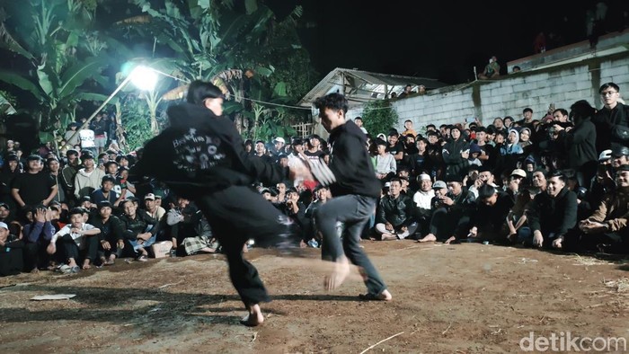 Adu Tulang Kering Ala Cimande