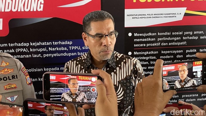 Anggota Komnas HAM Amiruddin Al Rahab ditemui di Polresta Jogja, Senin (18/5/2026)