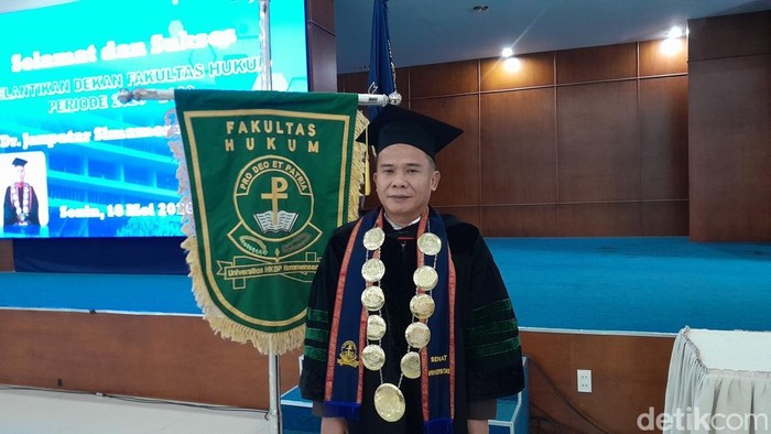 Dekan Fakultas Hukum Universitas HKBP Nommensen (FH UHN). (Rechtin Hani Ritonga/detikSumut)