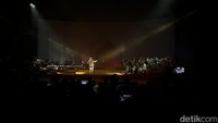Penampilan musik orkestra dalam peringatan Hari Jadi Tatar Sunda