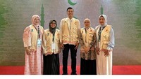 Potret Dokter Gia bersama tim medis haji lainnya. (Foto: dok Instagram giapratamamd)