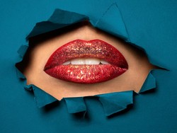 Video: Step by Step Bikin Baddie Lips, Bibir Auto Plump dan Seksi!
