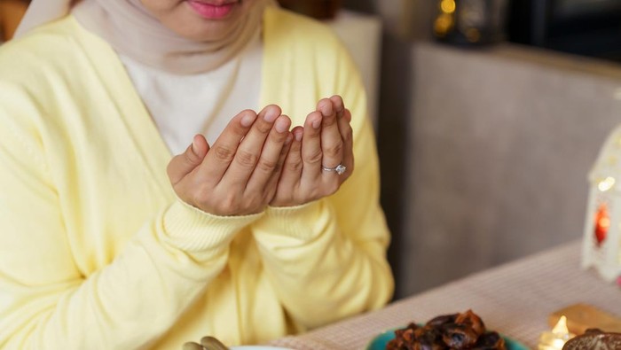 Jadwal puasa Tarwiyah dan Arafah 2026 lengkap niat, doa buka puasa, hingga keutamaannya.