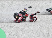 Kondisi Johann Zarco Usai Kecelakaan Horor: Kaki Nyangkut di Motor Pecco