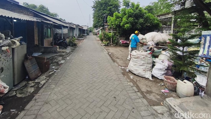 Kampung pemulung di Sidoarjo