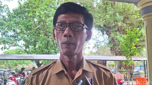 Kepala BKPSDM Mataram, Taufik Priyono saat diwawancarai Senin (18/5/2026). Nathea Citra/detikBali