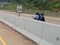 Viral Motor Bonceng 3 Nyelonong Masuk Tol Batang dan Melawan Arah