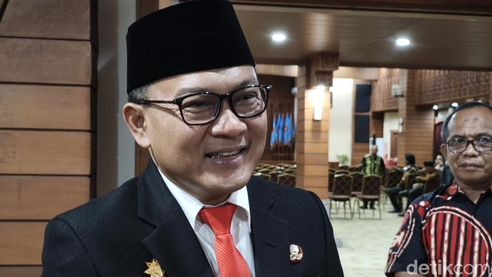 Pelantikan Sekda definitif Kota Semarang, Handi Priyanto, di Balkot Semarang, Kecamatan Semarang Tengah, Senin (18/5/2026).