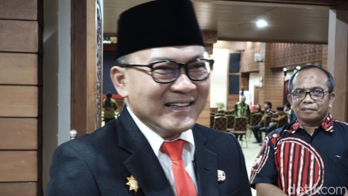 Pelantikan Sekda definitif Kota Semarang, Handi Priyanto, di Balkot Semarang, Kecamatan Semarang Tengah, Senin (18/5/2026).