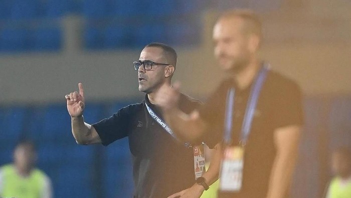 Pelatih Borneo FC Fabio Lefundes.