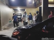 KPK Sita Barang Bukti Elektronik dari Rumah Mewah Pengusaha Pacitan