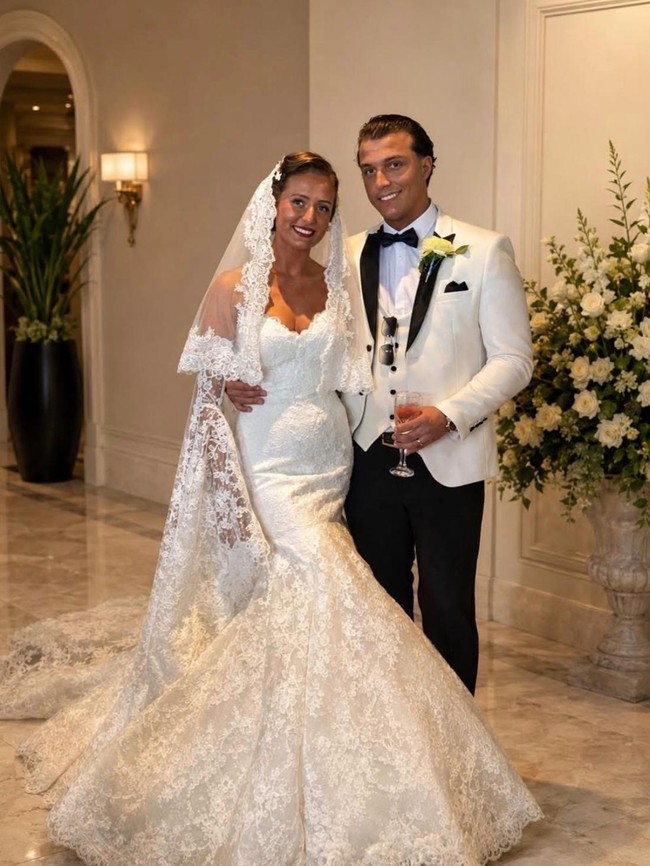Potret Putri Petinju Tyson Fury Jadi Pengantin di Usia 16, Menikah Pakai Crocs