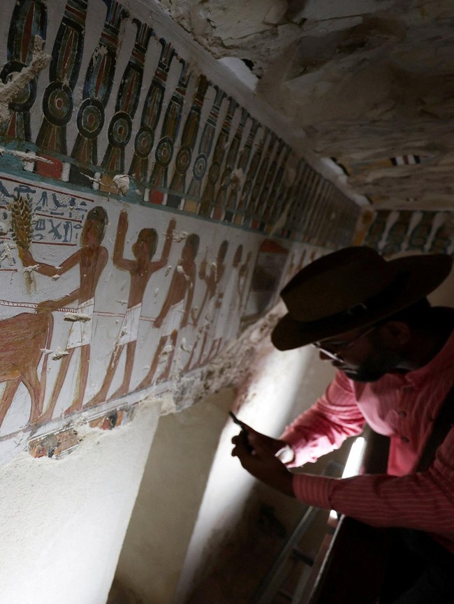 Potret Dinding Makam Tutankhamun Jadi Sorotan di Luxor