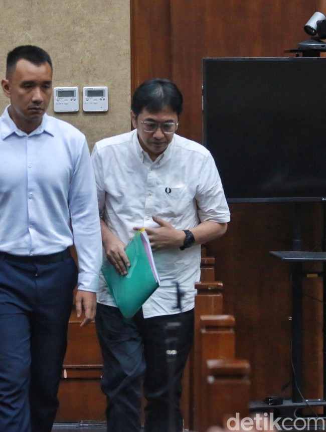 Sidang Perdana Kasus LPEI, Jaksa Dakwa 8 Terdakwa Rugikan Negara Hampir Rp1 Triliun