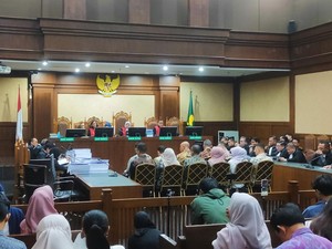 Miki Mahfud Terdakwa Kasus Pemerasan Sertifikasi K3 Dituntut 3 Tahun Penjara