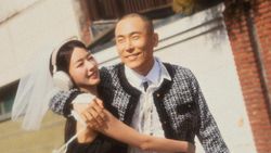 Bomi Apink & Rado Bagikan Foto Pernikahan Unik