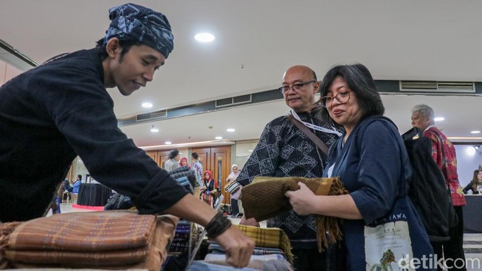 BRIN kembali menghadirkan program BRIN Goes to Industry ke-4 yang digelar di Gedung BJ Habibie, Jakarta, Selasa (19/5/2026). Kegiatan ini menjadi ruang kolaborasi antara lembaga riset, pelaku industri, hingga sektor kebudayaan dalam memperkuat ekosistem inovasi nasional berbasis riset dan hilirisasi.