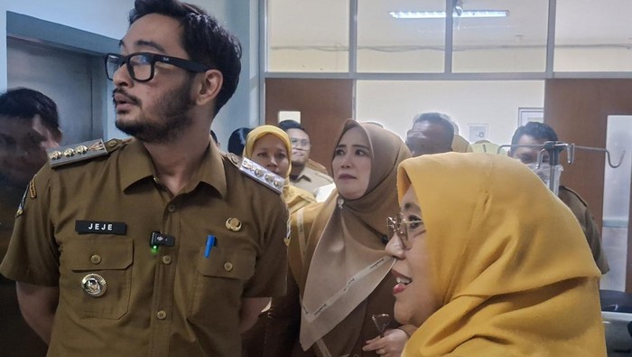 Bupati Bandung Barat, Jeje Ritchie Ismail Sidak pelayanan RSUD Cililin