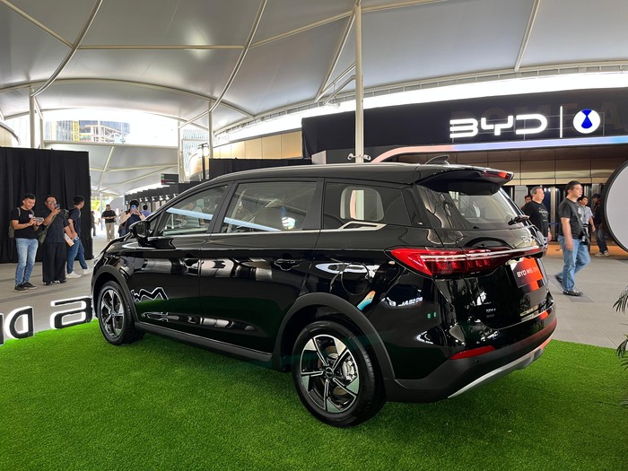 BYD M6 DM