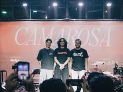 Showcase Pertama Danes Rabani Rayakan Album Camarosa