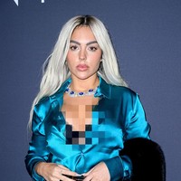 Georgina Rodriguez Tiru Gaya Madonna di Cannes, Pamer Bra Renda