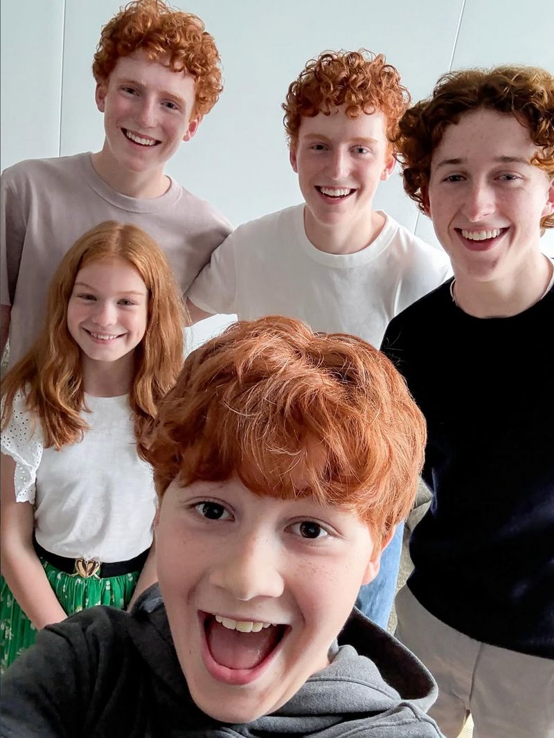 Gracie Cochrane Gracie Cochrane, pemeran Ginny Weasley di reboot Harry Potter.