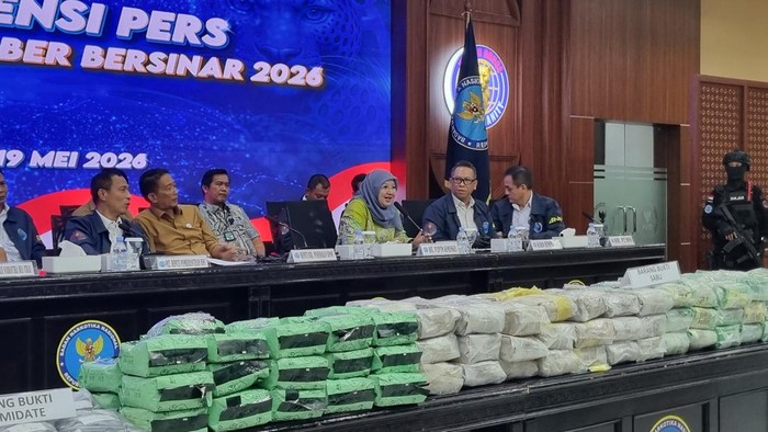 Jumpa pers di Kantor BNN, Cawang, Jakarta Timur, Selasa (19/5/2026).