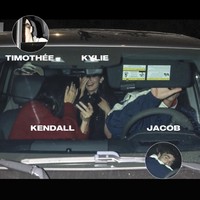 Jacob Elordi & Kendall Jenner Terciduk Double Date Hingga Kencan di Pantai
