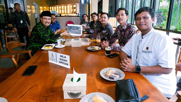 Mensos Gus Ipul Ajak DEMA PTKIN Se-Indonesia Sukseskan Sekolah Rakyat