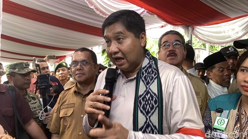 Menteri Perumahan dan Kawasan Permukiman (PKP) Maruarar Sirait saat kunjungan kerja (kunker) di Lombok Barat, NTB, Selasa (19/5/2026). (Foto: M Zahiruddin/detikBali)