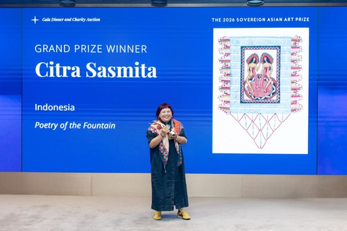 Momen Citra Sasmita Terima Sovereign Asian Art Prize 2026