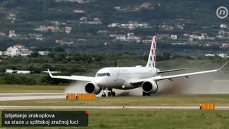Menegangkan, Croatia Airlines Tergelincir Saat Akan Lepas Landas